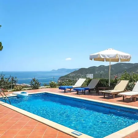 Ouranos In Pefkias Villa