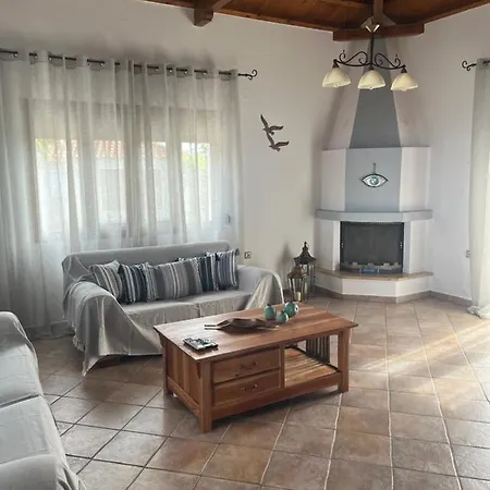 Villa Ouranos In Pefkias *