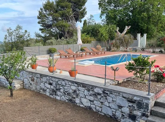 Βίλα Ouranos In Pefkias