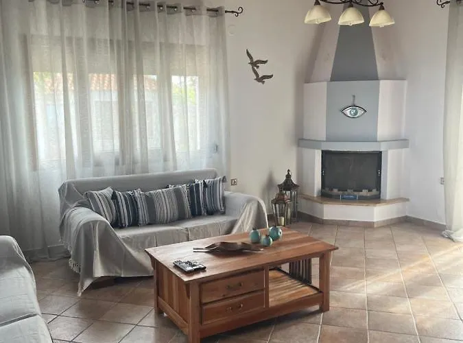 Villa Ouranos In Pefkias *