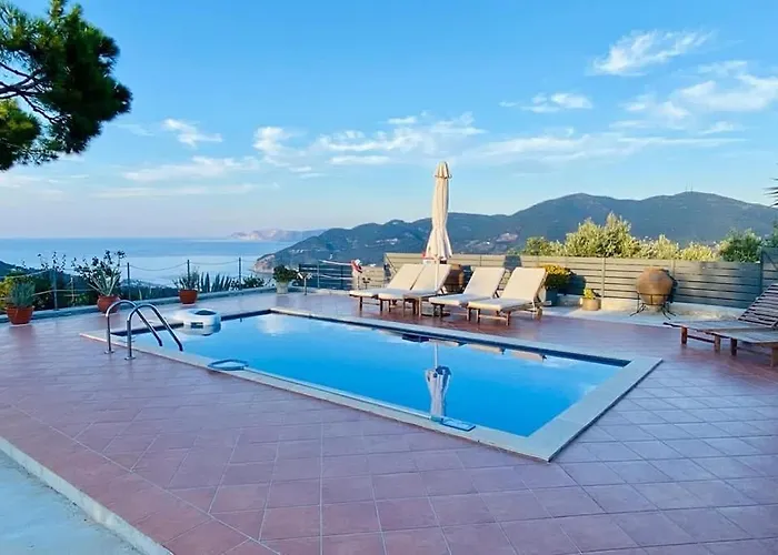 Ouranos In Pefkias Villa Skopelos
